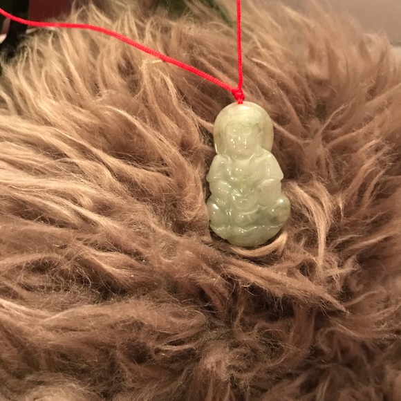 Jade charm. - Picture 2 of 3